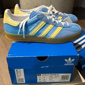 Adidas Gazelle blue burst yellow